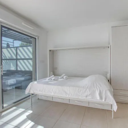 Apartamento Le Domaine De La By Interhome *